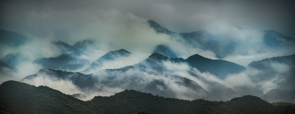 Panorama of the Kumano Sanzen Roppyaku Po © Harold Davis