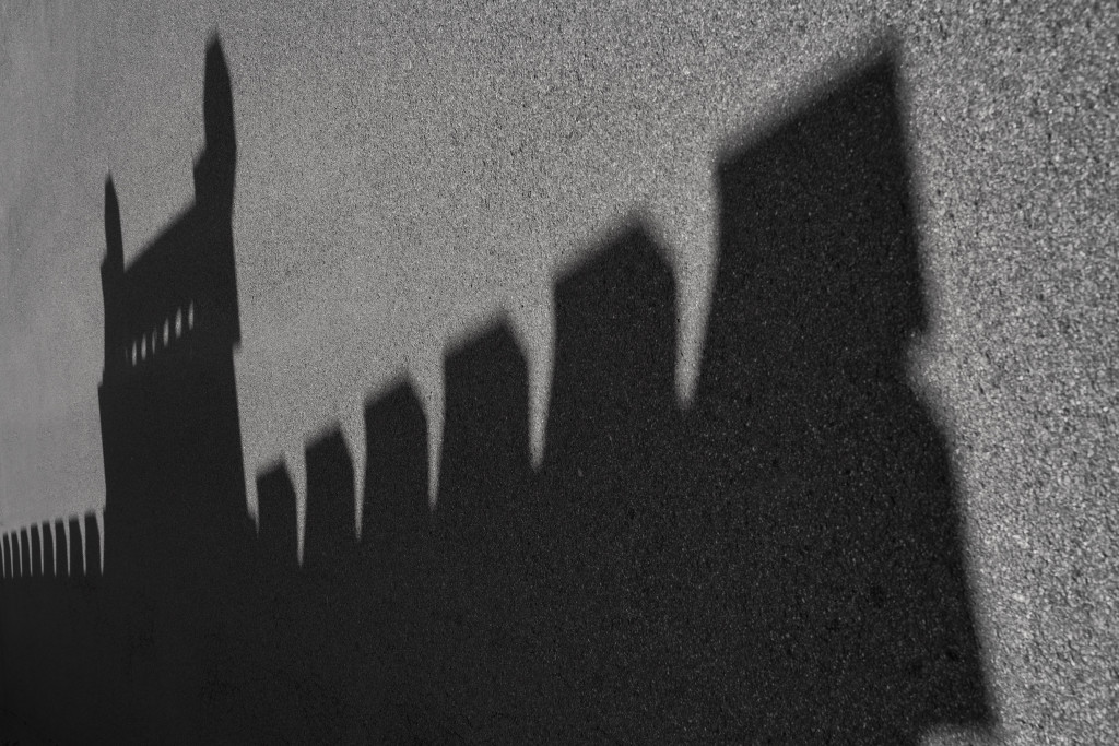 Schloss Shadow © Harold Davis