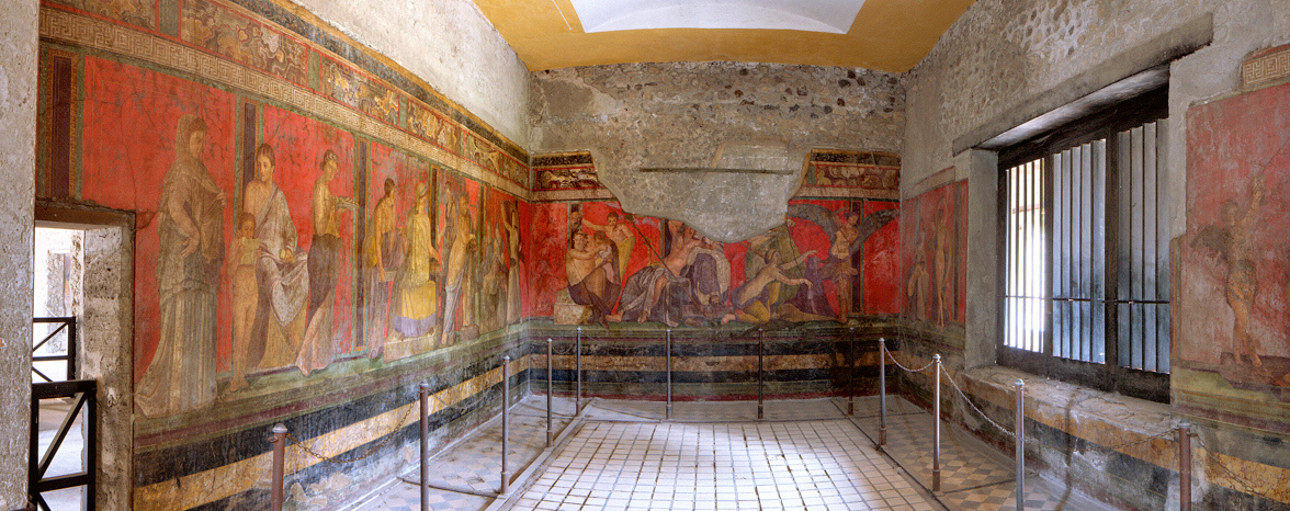 You will be able to see this fresco for yourself when we visit Pompeii and the newly restored Villa of Mysteries (photo: Creative Commons, attribution-share alike, author: Mathais Kabel, via Wikimedia).
