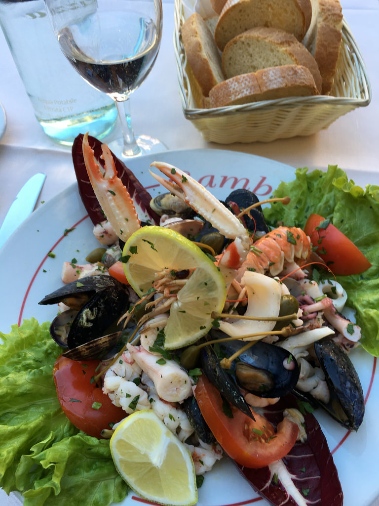 Lunch in Vernazza © Harold Davis