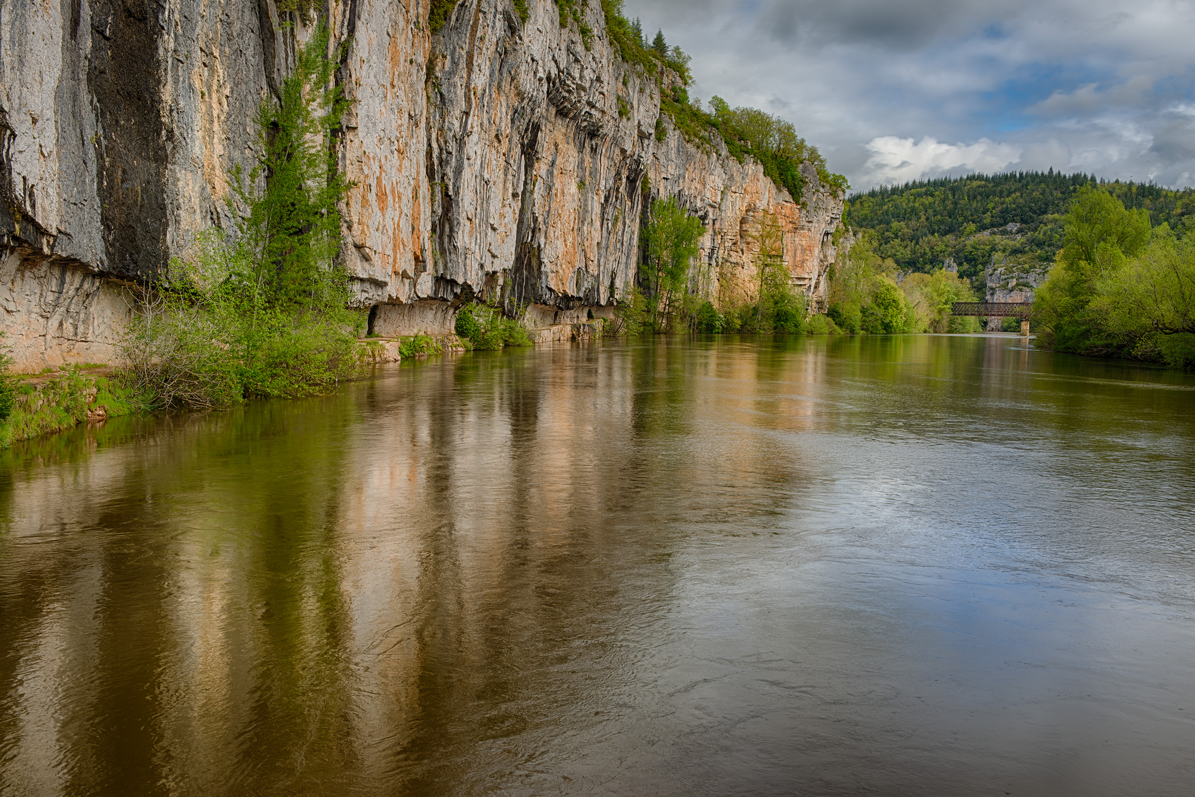 Cliffs of the River Lot © Harold Davis