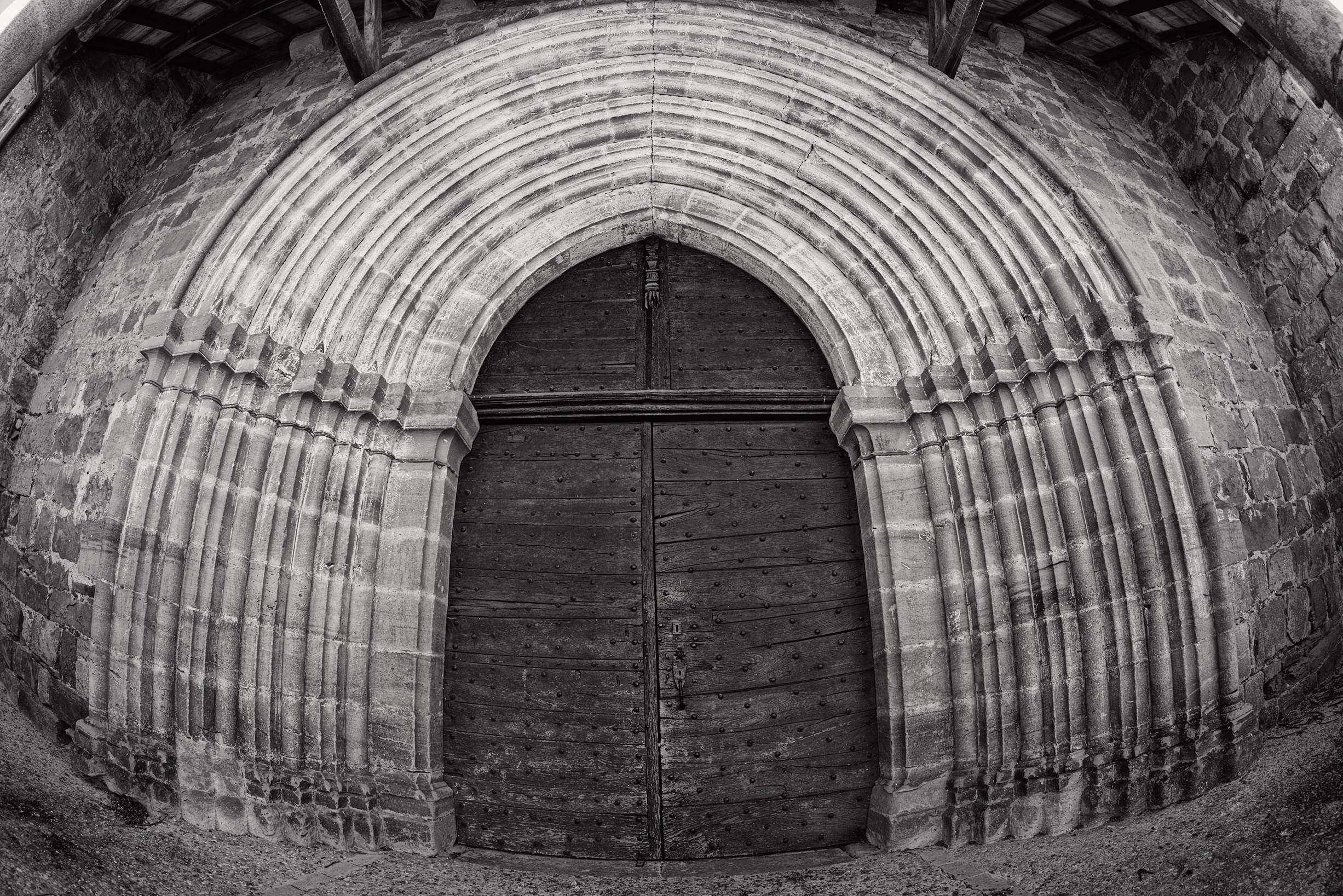 Entrance, Eglise Sainte Jean, Najac © Harold Davis